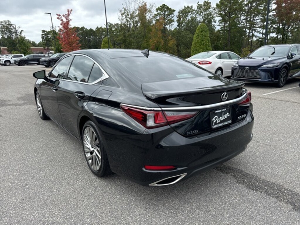 Used 2023 Lexus ES 350 Ultra Luxury Sedan