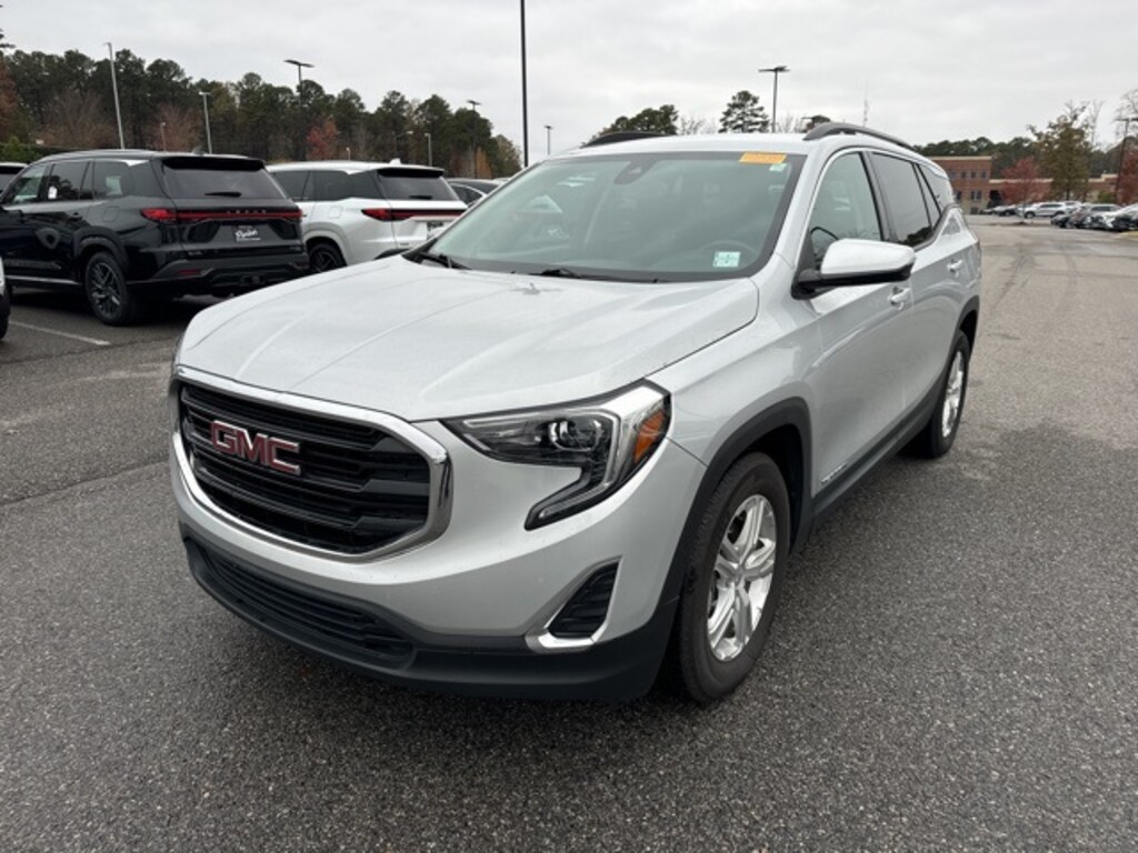 Used 2020 GMC Terrain SLE SUV