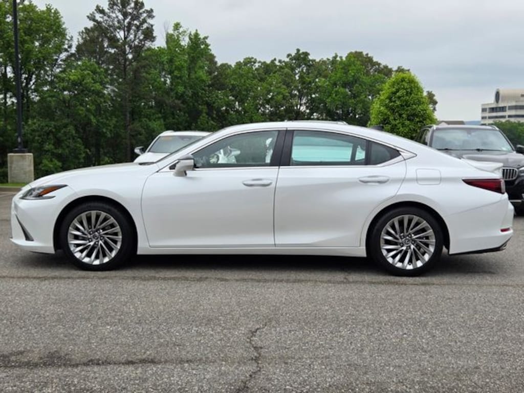 Used 2022 Lexus ES 350 Ultra Luxury Sedan