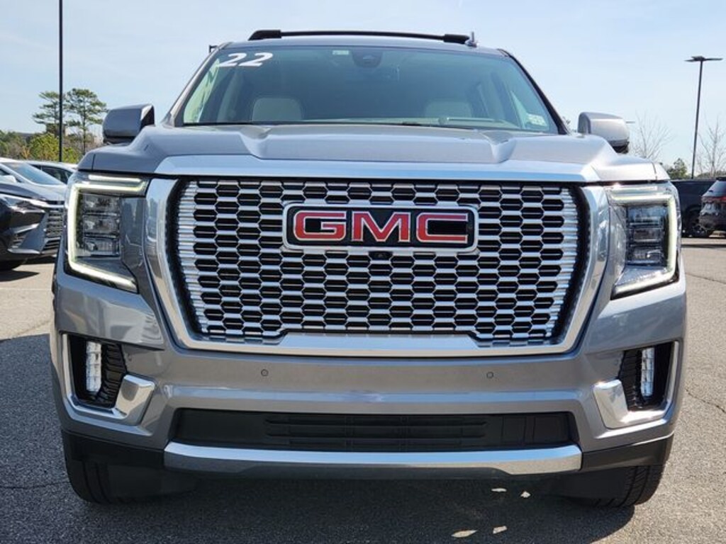 Used 2022 GMC Yukon XL Denali SUV