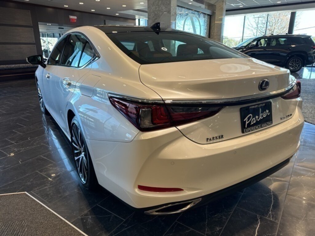 New 2025 Lexus ES 350 Sedan