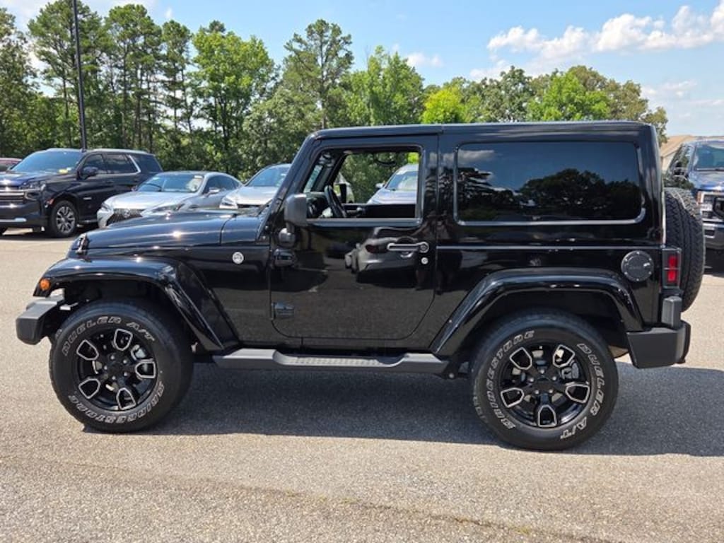 Used 2018 Jeep Wrangler JK Sahara 4x4 SUV