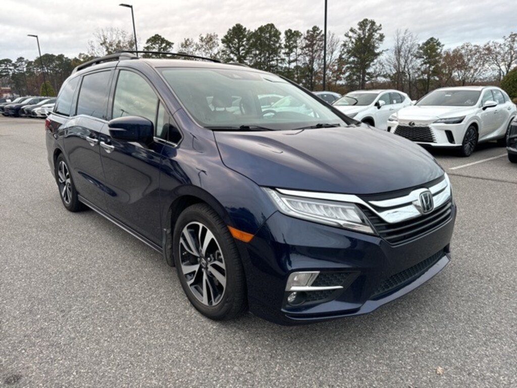 Used 2018 Honda Odyssey Elite Van