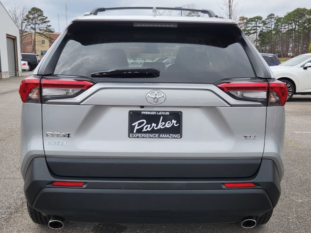 Used 2020 Toyota RAV4 XLE SUV