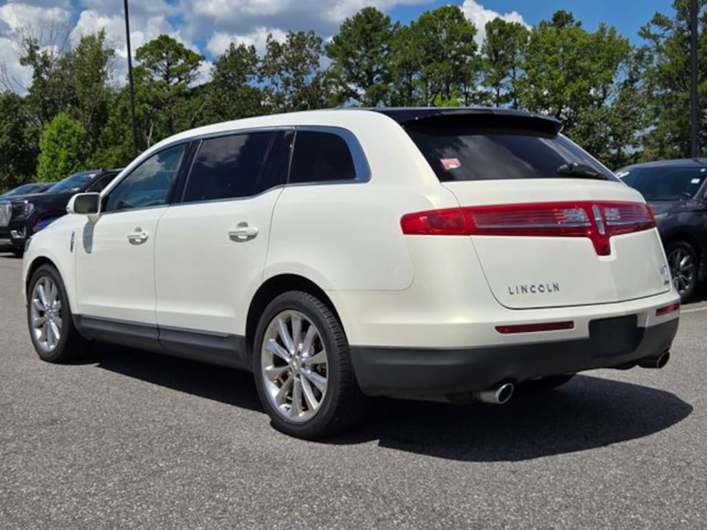 Used 2012 Lincoln MKT EcoBoost SUV