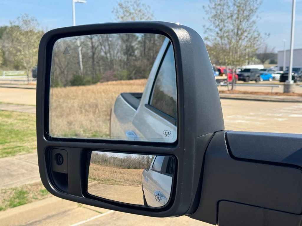 2026 RAM 2500 Laramie - Photo 17