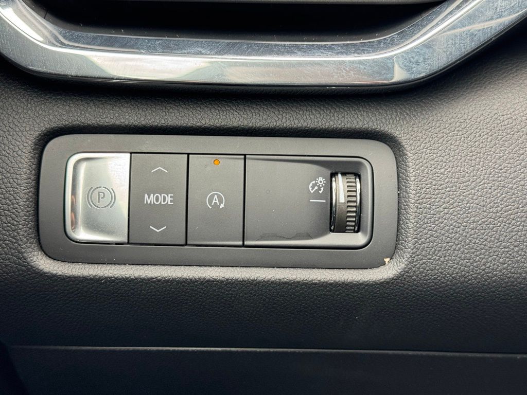 2025 GMC Acadia Elevation - Photo 23