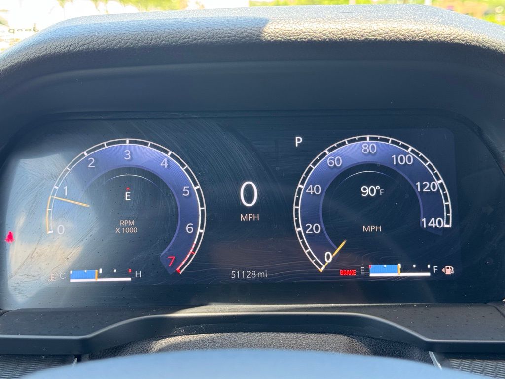 2023 Jeep Grand Cherokee Altitude photo 2