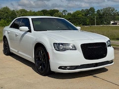Used 2022 Chrysler 300 S Sedan for sale in Starkville, MS