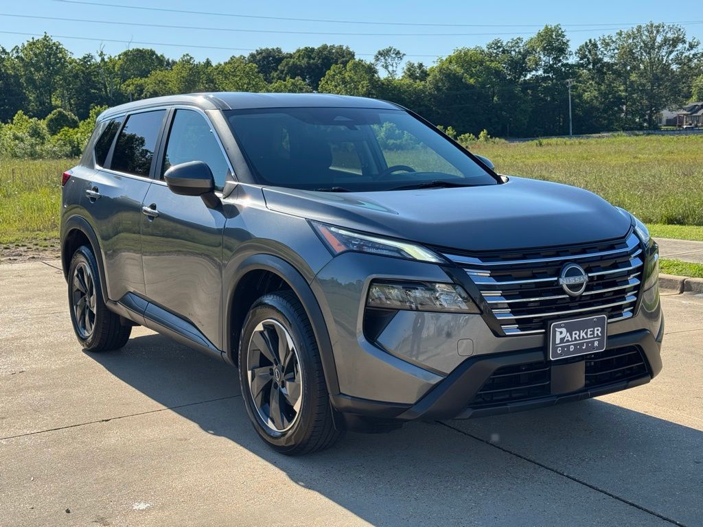 2024 Nissan Rogue SV AWD's photo
