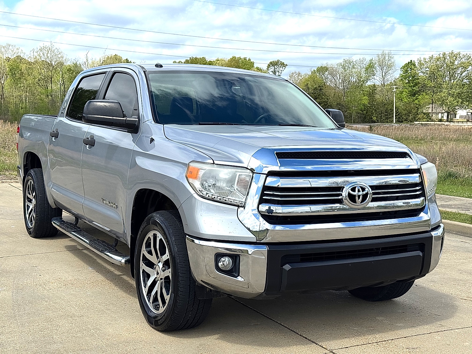 2017 Toyota Tundra SR5