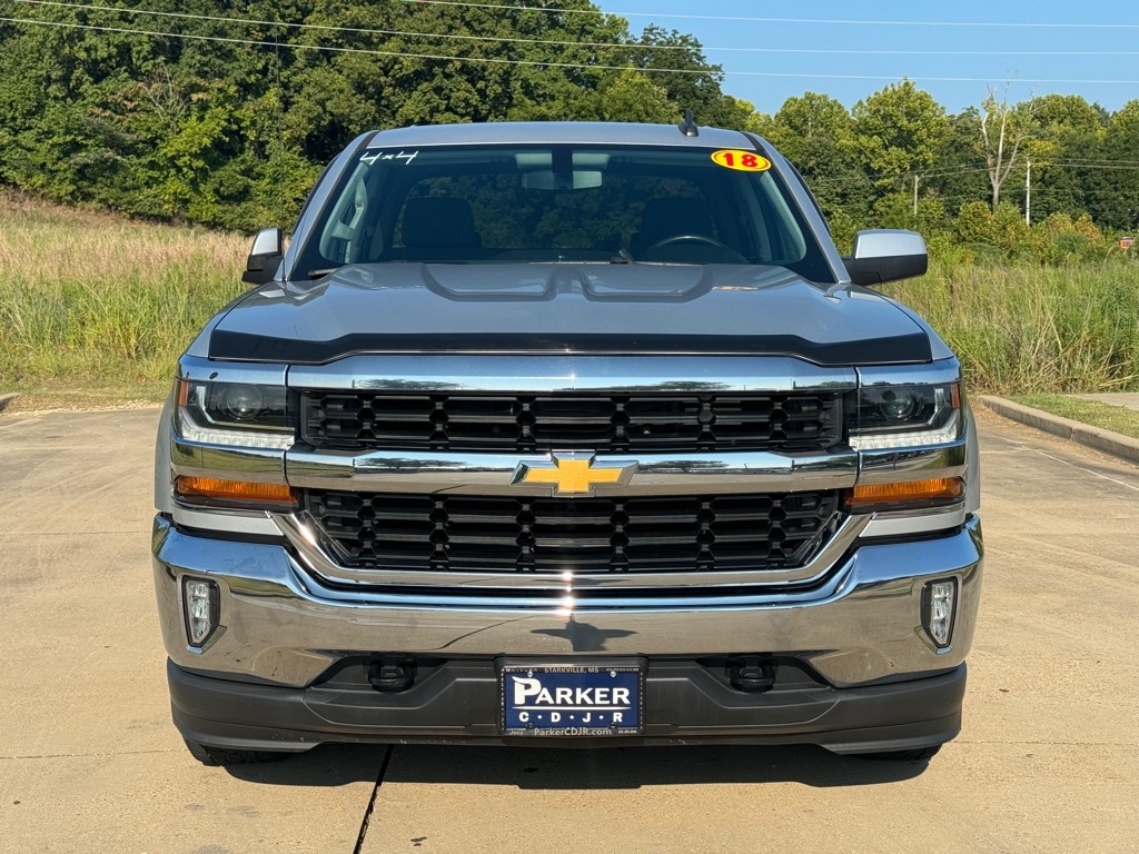 Used 2018 Chevrolet Silverado 1500 LT with VIN 3GCUKREC7JG245684 for sale in Starkville, MS