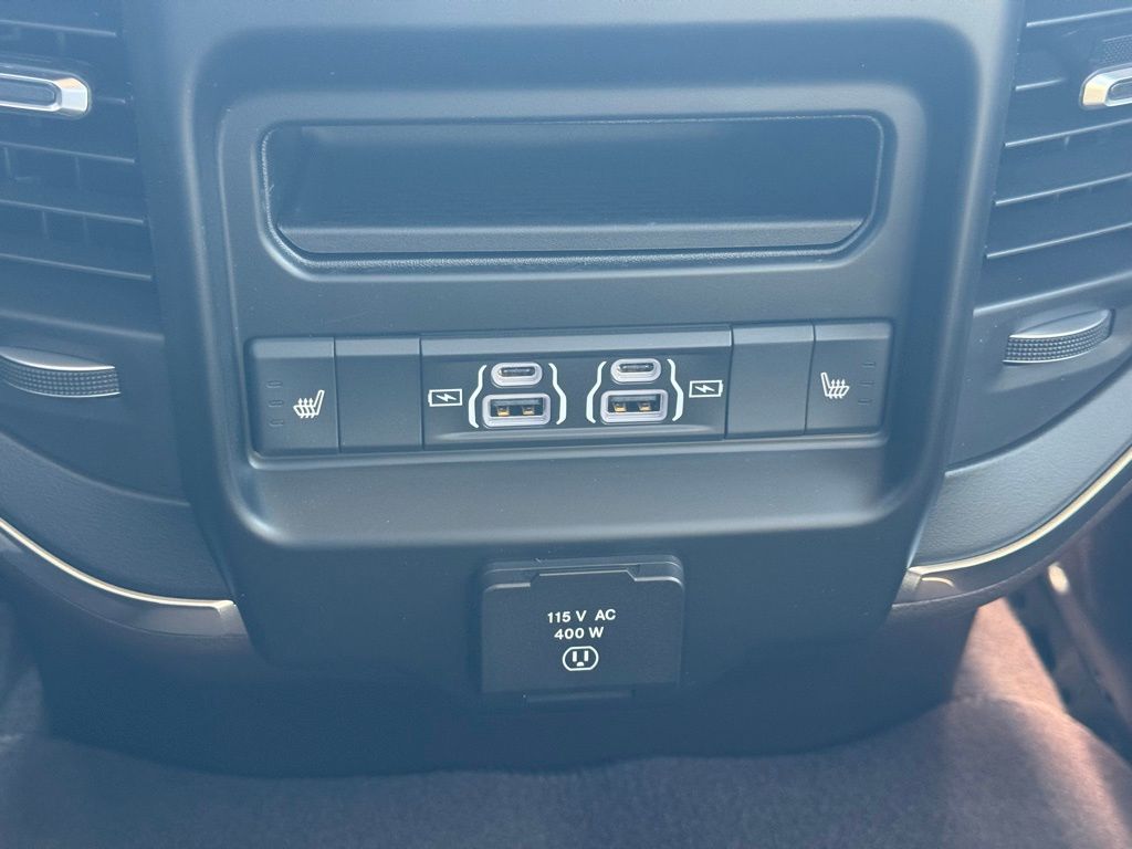 2026 RAM 2500 Laramie - Photo 25