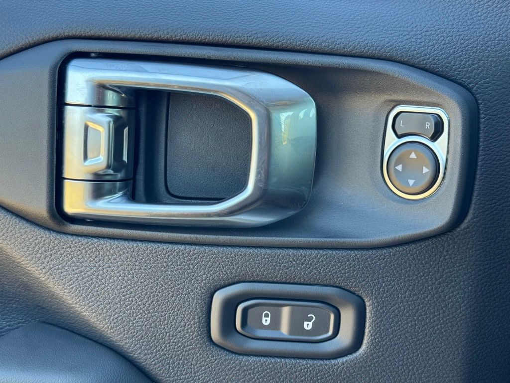 2026 Jeep Wrangler 2-Door Rubicon X - Photo 30