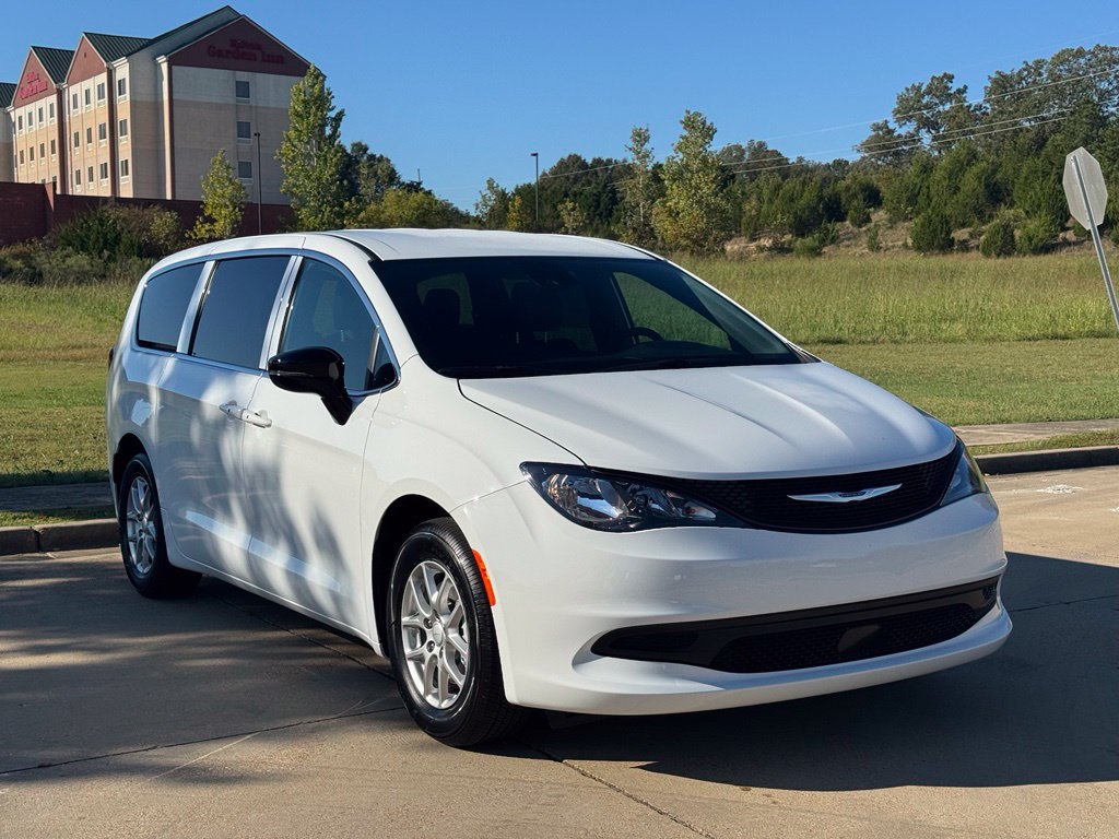 2027 Chrysler Pacifica LX Passenger Van