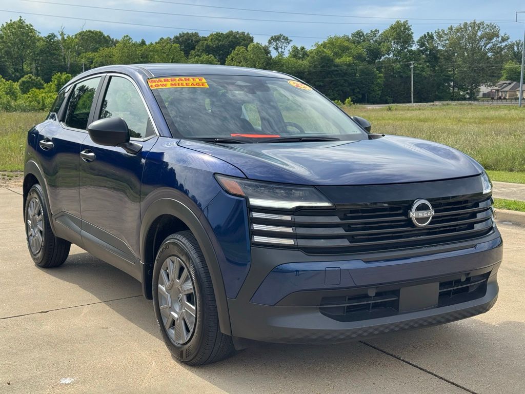 2025 Nissan Kicks 2.0 S AWD's photo