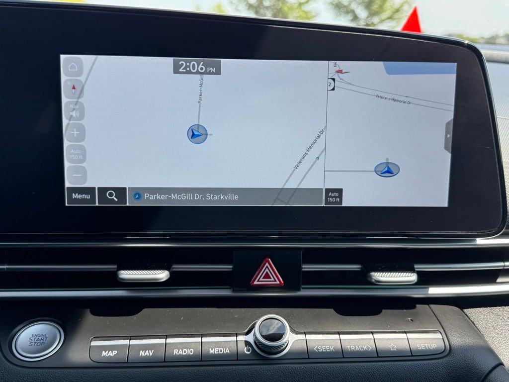 Used 2024 Hyundai Elantra Limited Sedan