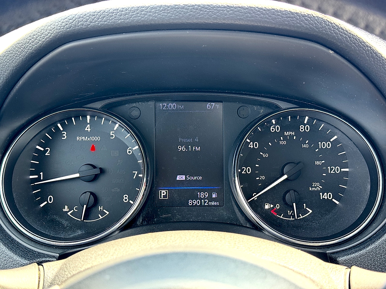 Used 2018 Nissan Rogue SL with VIN 5N1AT2MTXJC811425 for sale in Starkville, MS