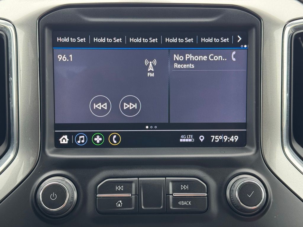 2021 Chevrolet Silverado 1500 LT photo 4