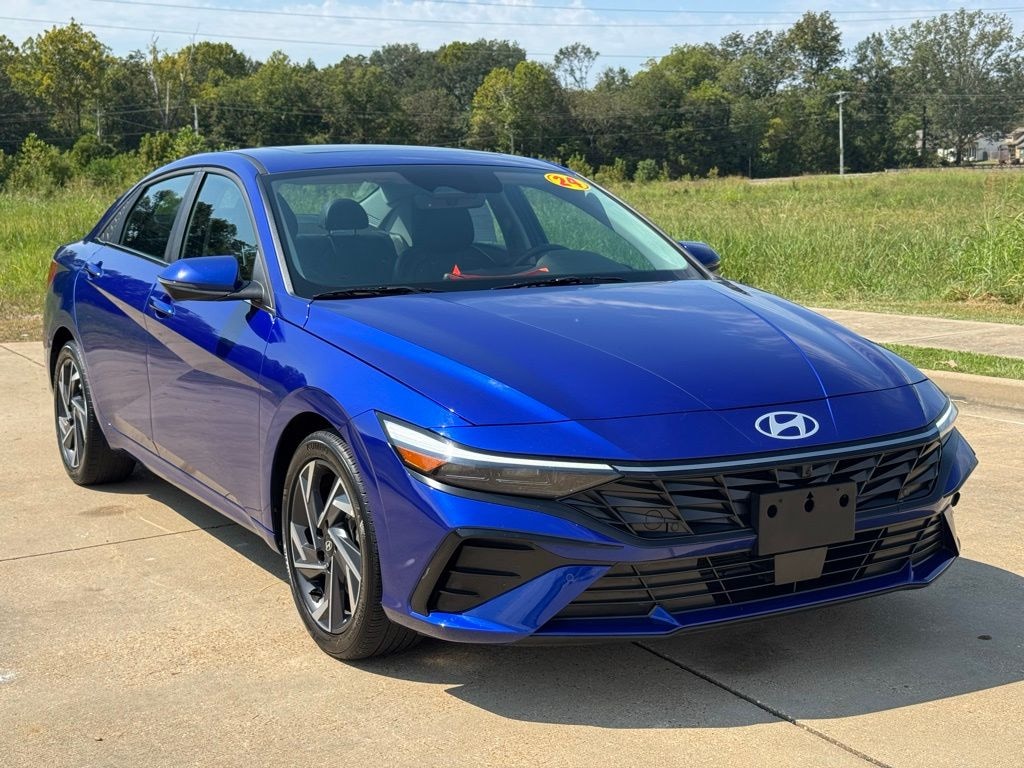 Used 2024 Hyundai Elantra Limited Sedan