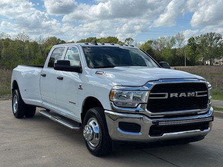 2022 Ram 3500 Tradesman Truck