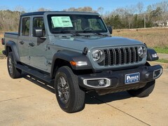 2026 Jeep Gladiator SPORT 4X4 Pickup in Royston, GA