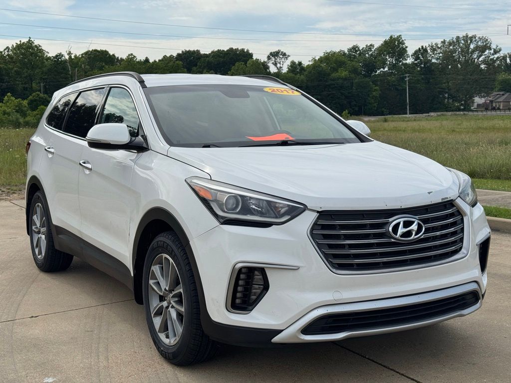 2017 Hyundai Santa Fe Limited FWD's photo