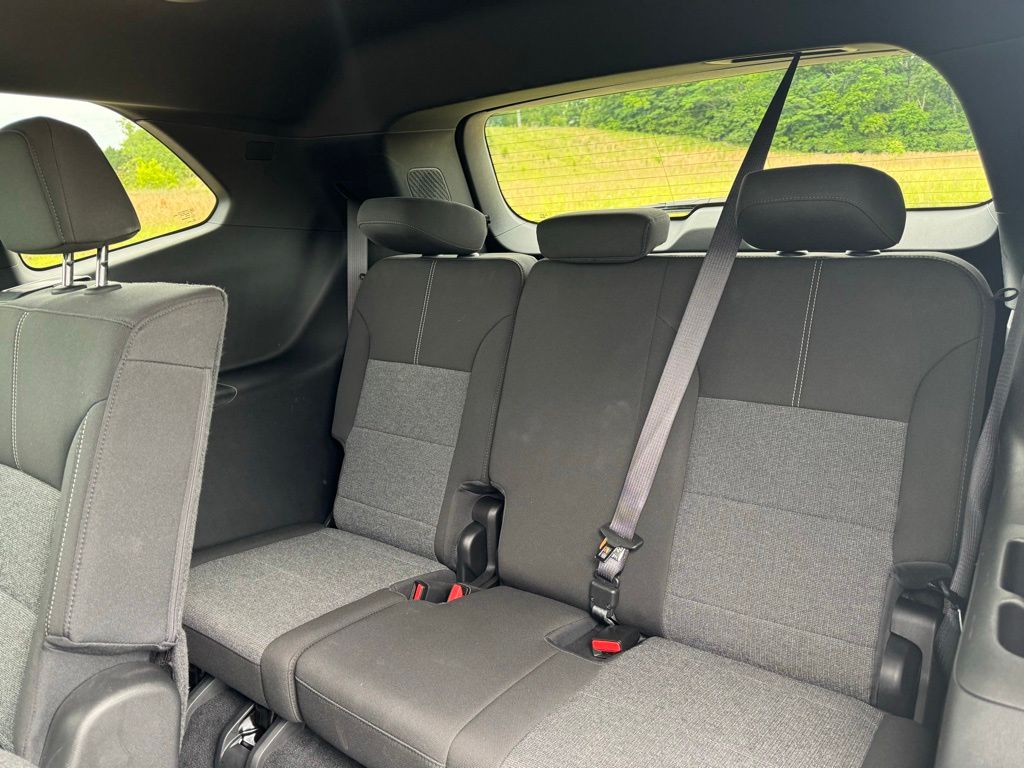 2025 GMC Acadia Elevation - Photo 18