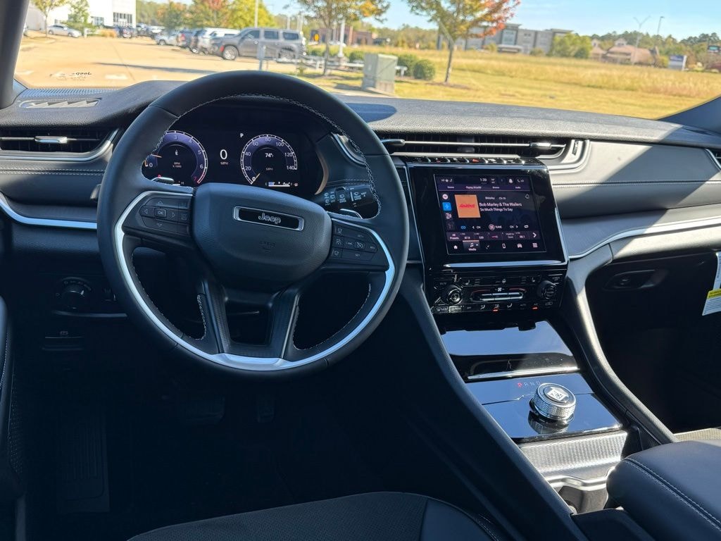 New 2025 Jeep Grand Cherokee L Altitude X Sport Utility