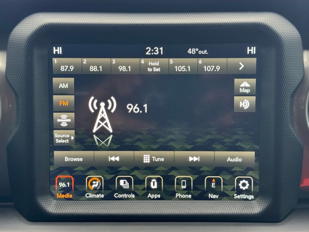 Used 2020 Jeep Gladiator Overland Truck