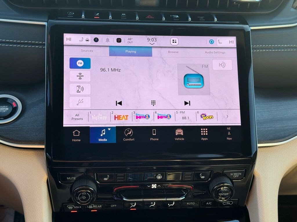 New 2025 Jeep Grand Cherokee LIMITED 4X2 Sport Utility