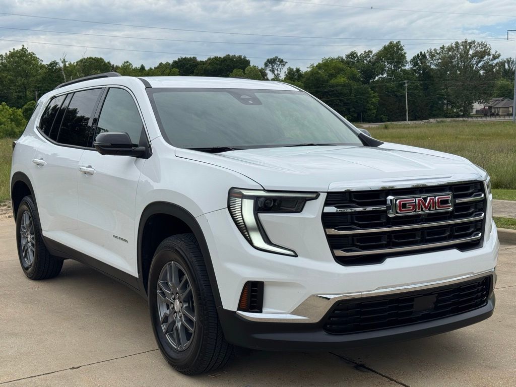 2025 GMC Acadia Elevation FWD's photo