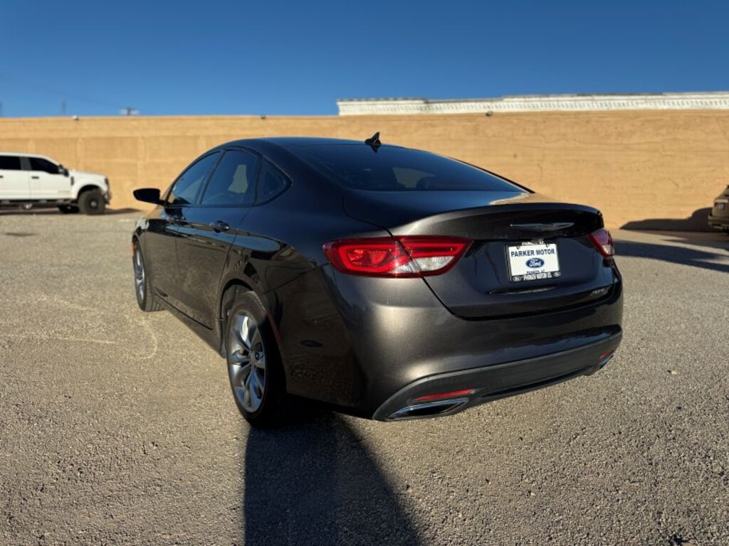 Used 2016 Chrysler 200 S Sedan