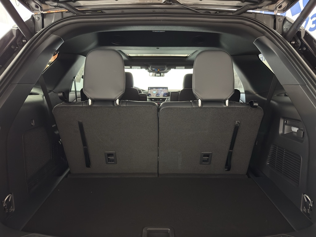2026 Ford Explorer ST-Line - Photo 22