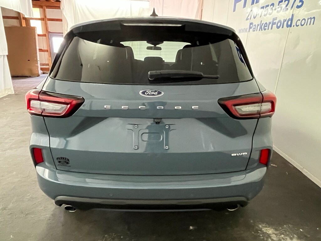 2023 Ford Escape ST-Line Select photo 3