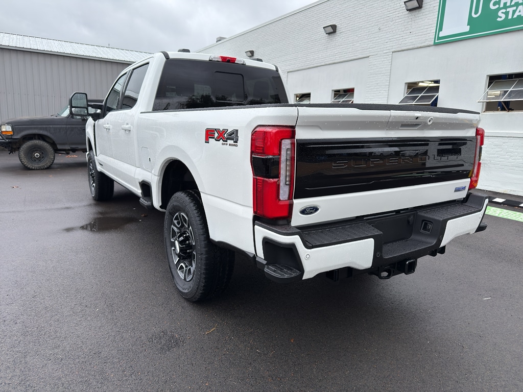 New 2026 Ford F-250 Platinum Crew Cab