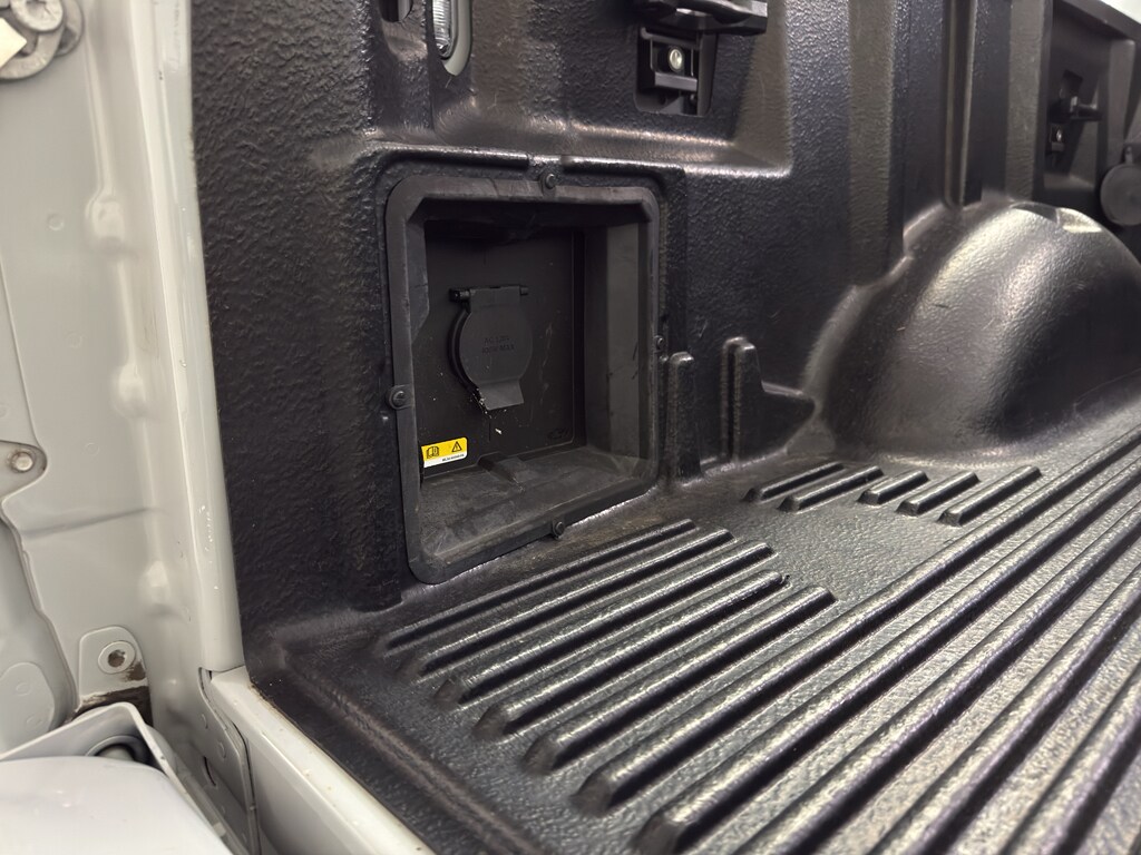 2023 Ford F-150 XLT - Photo 18