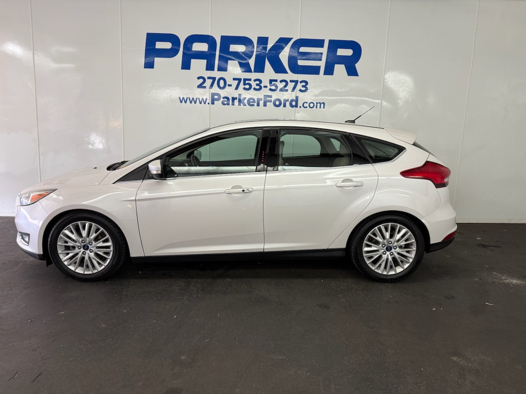 Used 2017 Ford Focus Titanium with VIN 1FADP3N25HL287571 for sale in Murray, KY