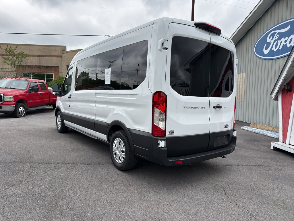 Used 2025 Ford Transit Wagon XLT Wagon