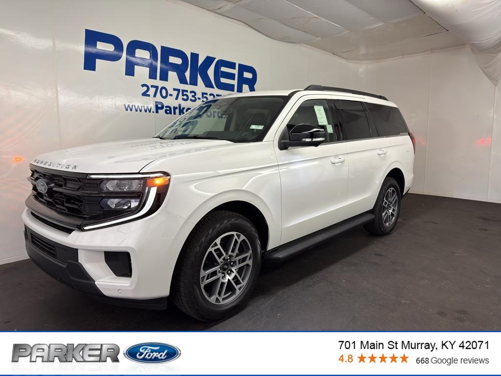 2025 Ford Expedition Active's photo