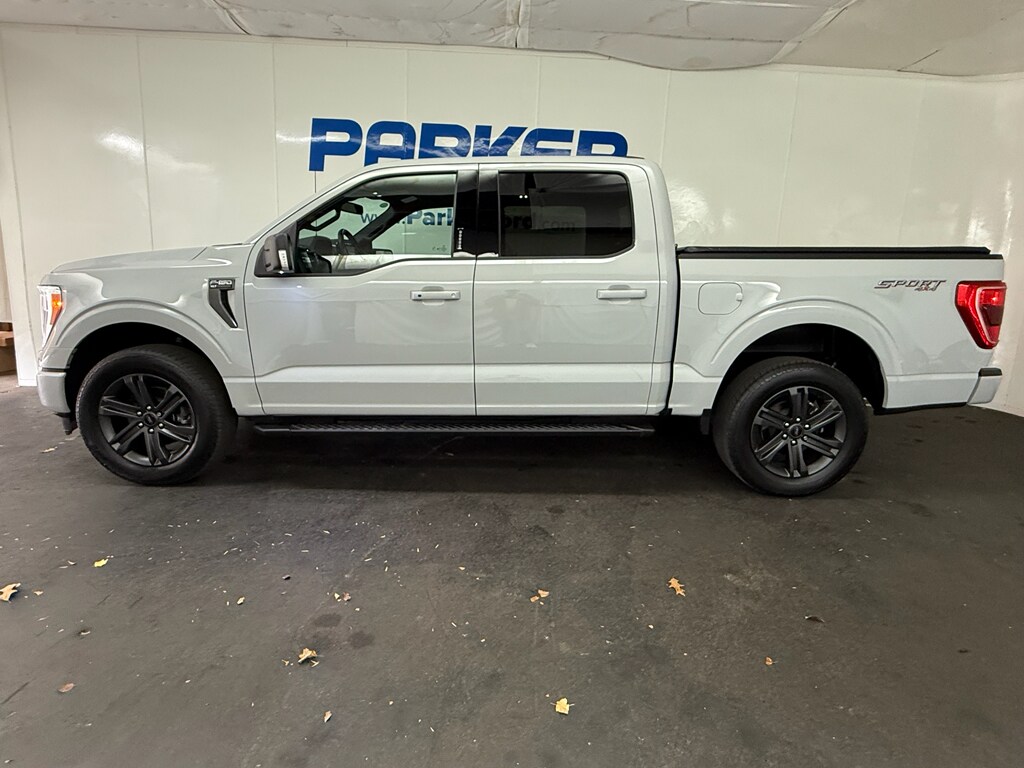 2023 Ford F-150 XLT photo 3