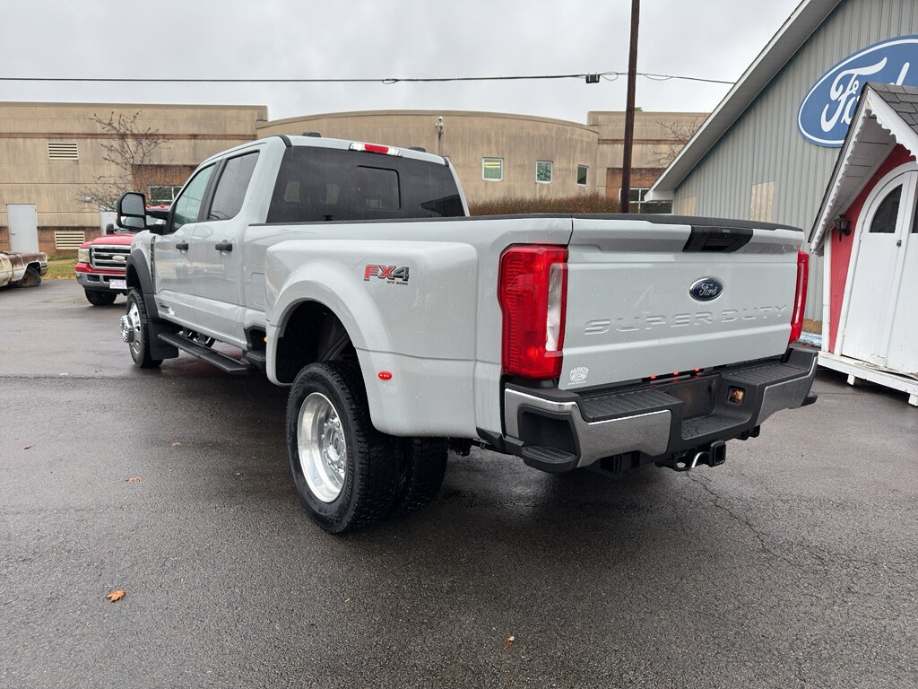 2026 Ford F-450 XL photo 3