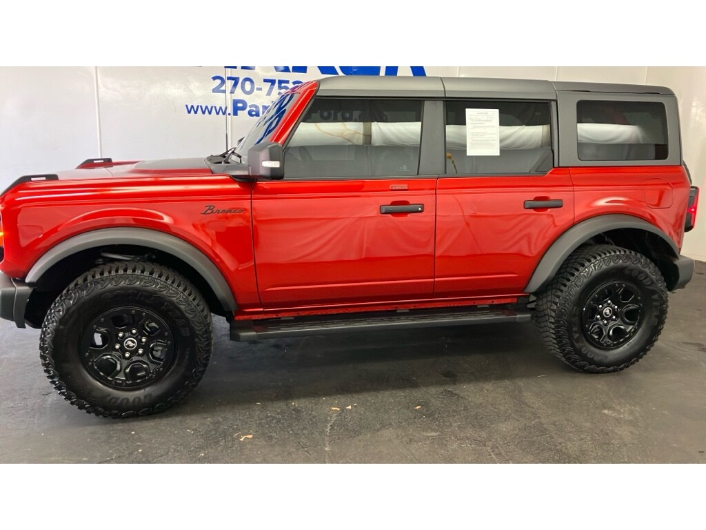 2023 Ford Bronco Wildtrak photo 3