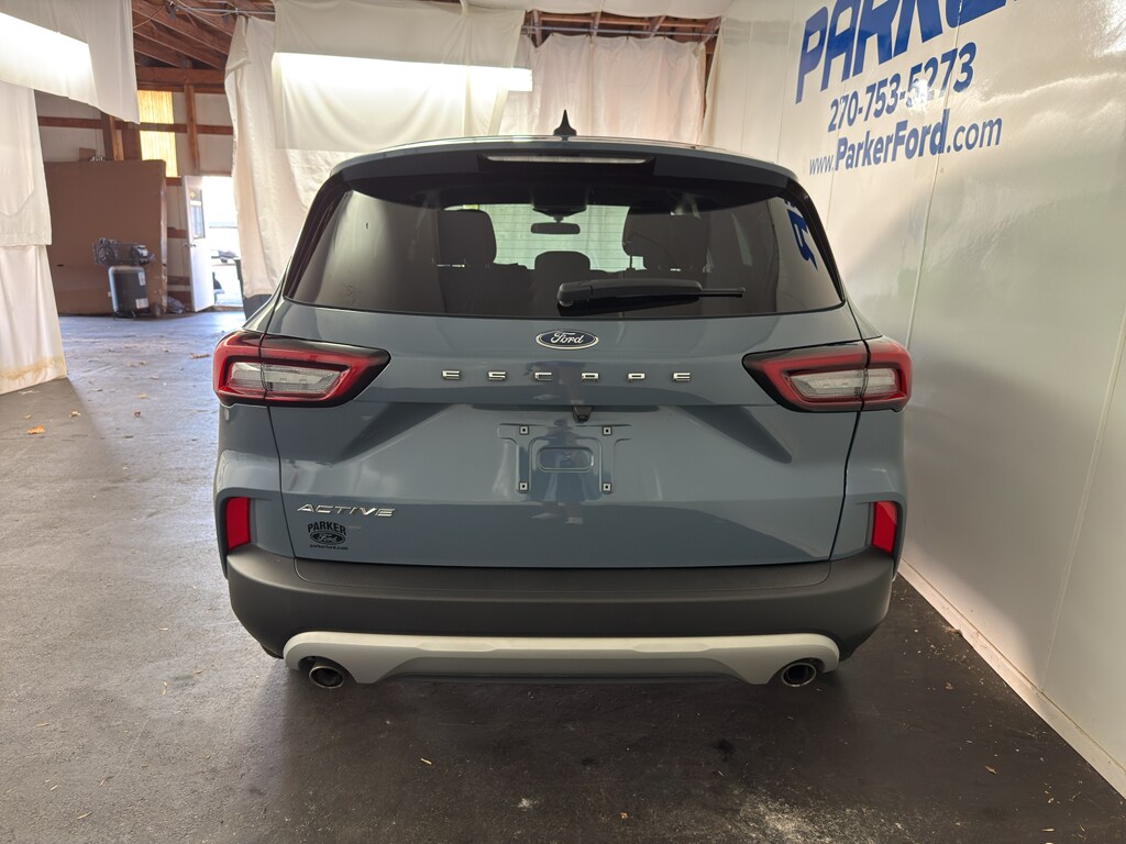 2024 Ford Escape Active photo 2