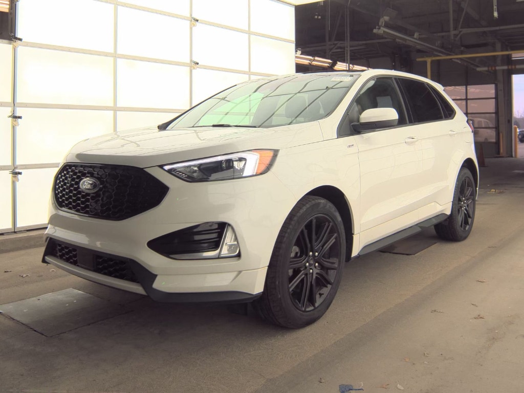 2022 Ford Edge ST-Line