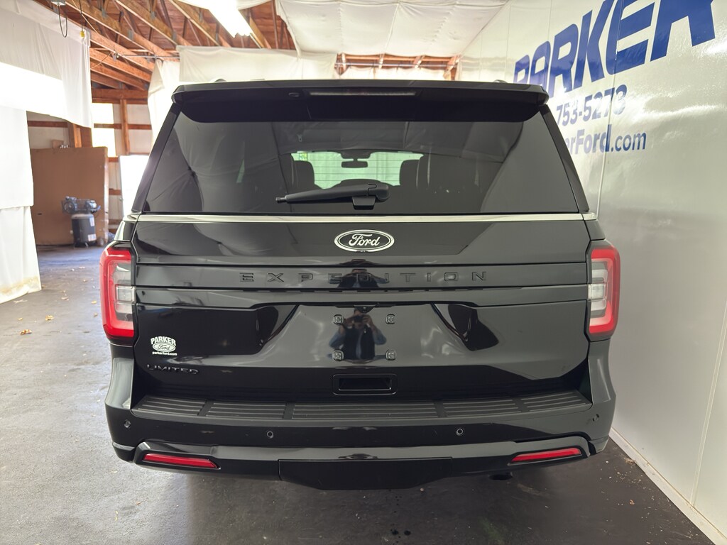 2022 Ford Expedition Limited photo 3