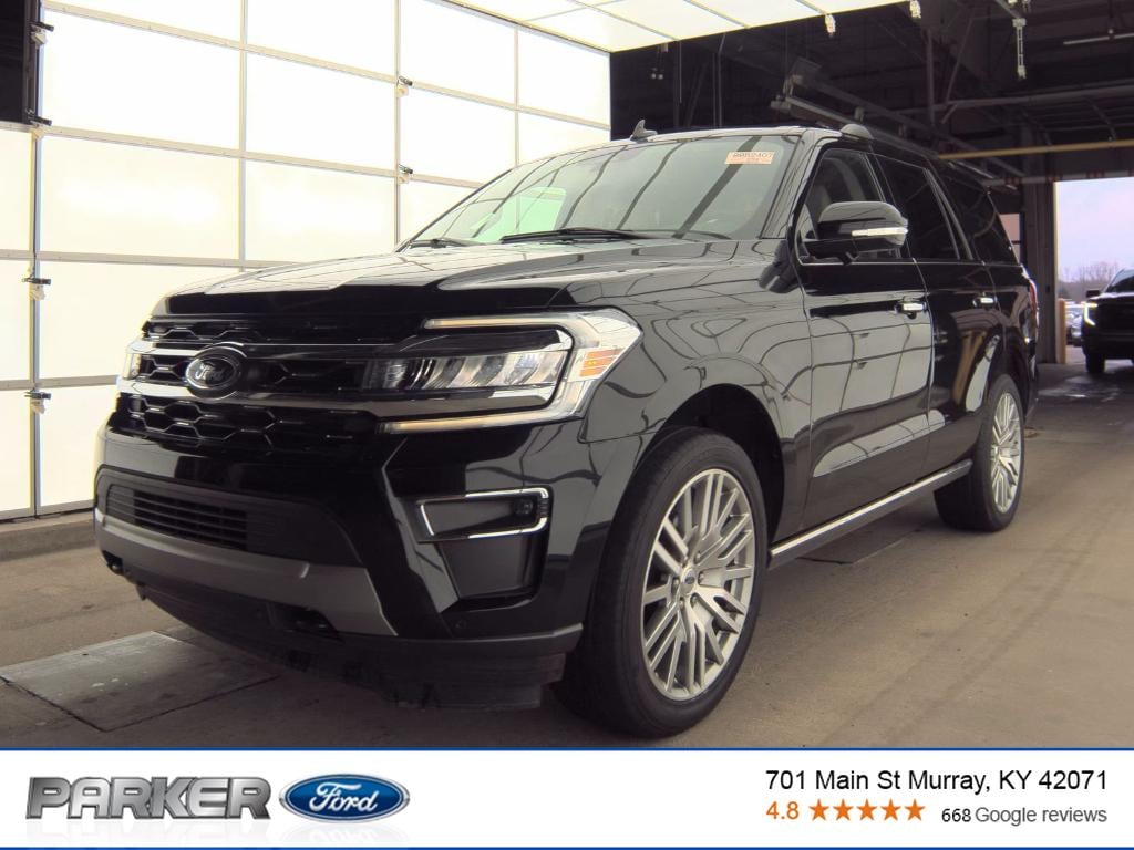2023 Ford Expedition Limited's photo