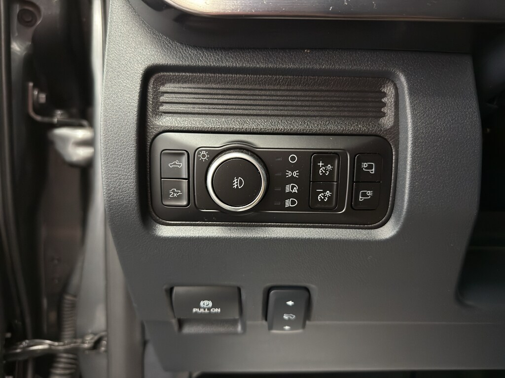 2025 Ford F-250 Super Duty Lariat - Photo 13