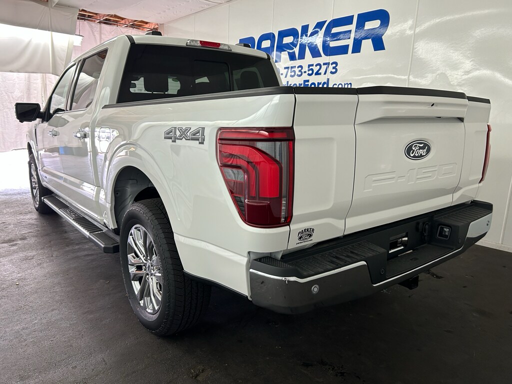 2025 Ford F-150 Lariat photo 3