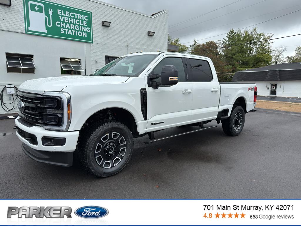 2026 Ford F-250 Super Duty Platinum's photo